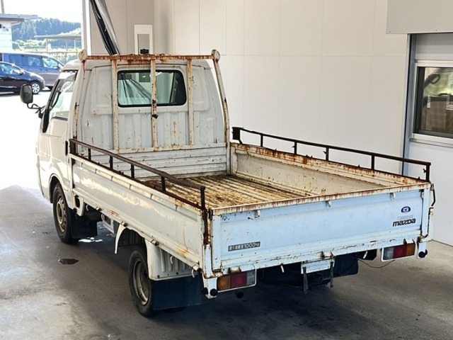 Mazda BONGO TRUCK 2001 8607157-5