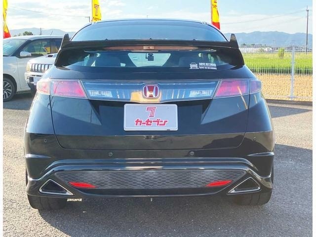 Honda CIVIC 2010 8608325-4