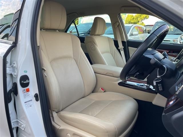Toyota CROWN MAJESTA 2015 8607592-6