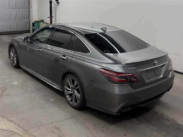 Toyota CROWN 2021 8605326-1