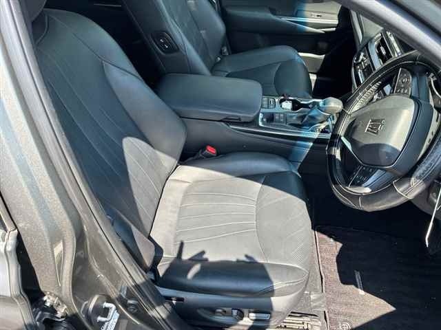 Toyota CROWN 2021 8605326-7