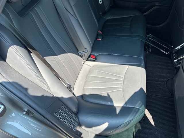 Toyota CROWN 2021 8605326-8