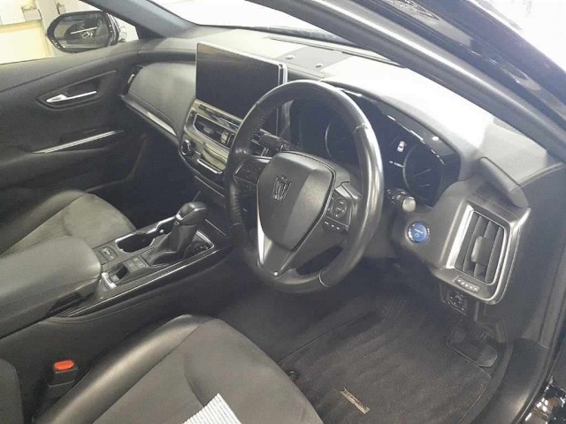 Toyota CROWN 2021 8605423-9