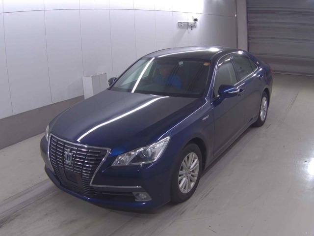 Toyota CROWN 2013 8605501-3