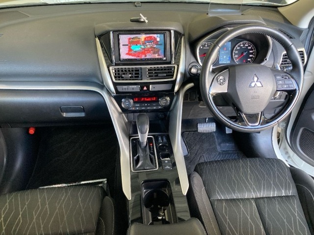 Mitsubishi ECLIPSE CROSS 2019 8604516-3