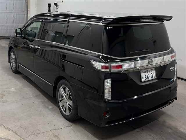 Nissan ELGRAND 2011 8598172-1