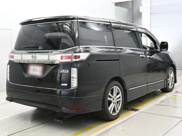 Nissan ELGRAND 2011 8598178-1