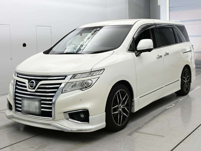 Nissan ELGRAND 2014 8598179-0