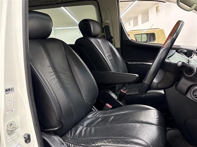 Nissan ELGRAND 2008 8598239-20