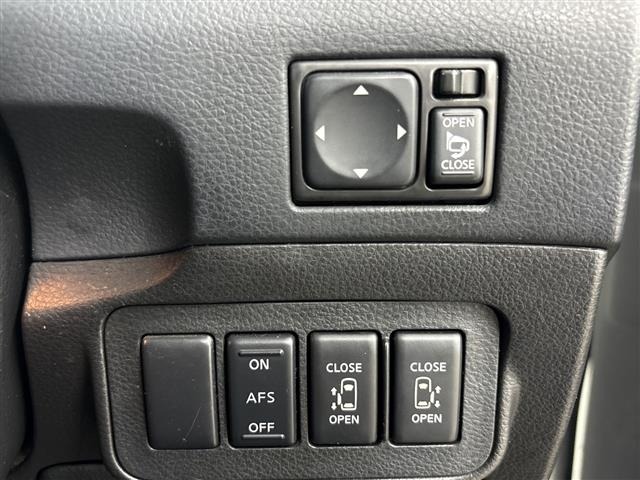 Nissan ELGRAND 2008 8598239-21