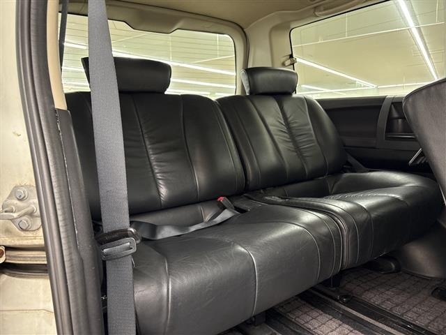 Nissan ELGRAND 2008 8598239-22