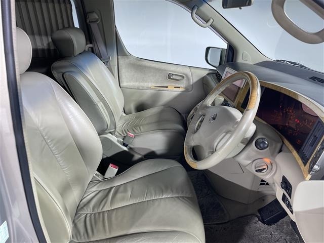Nissan ELGRAND 2003 8598242-2