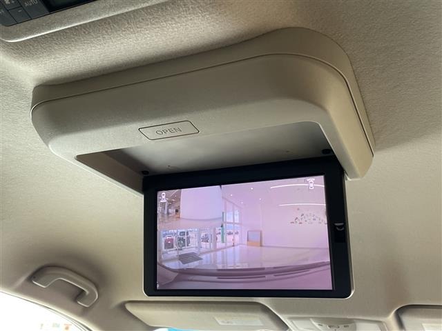 Nissan ELGRAND 2021 8598244-19