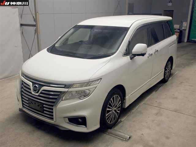 Nissan ELGRAND 2014 8598245-3