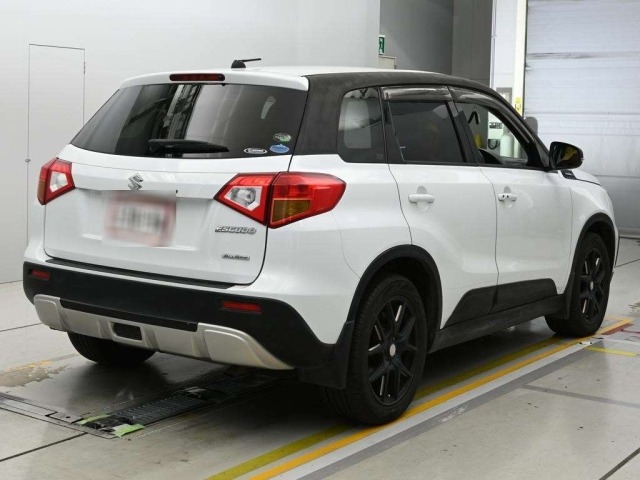 Suzuki ESCUDO 2015 8610786-1