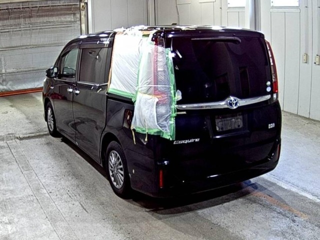 Toyota ESQUIRE 2015 8598073-1