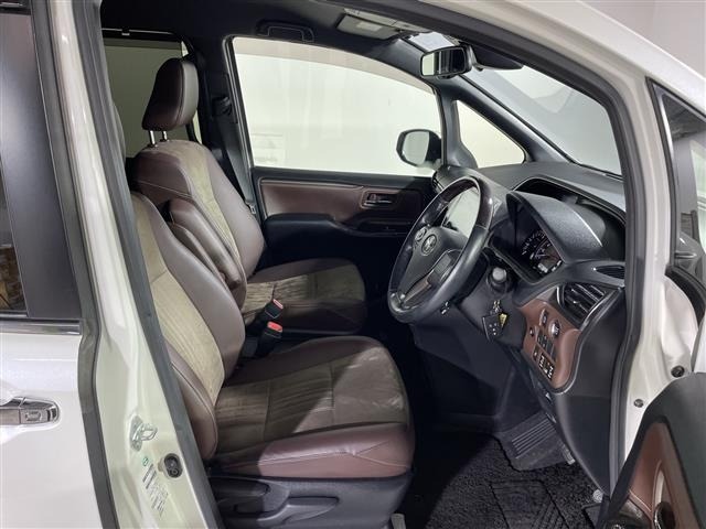 Toyota ESQUIRE 2018 8598130-4