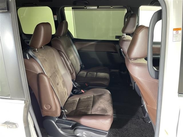 Toyota ESQUIRE 2018 8598130-6