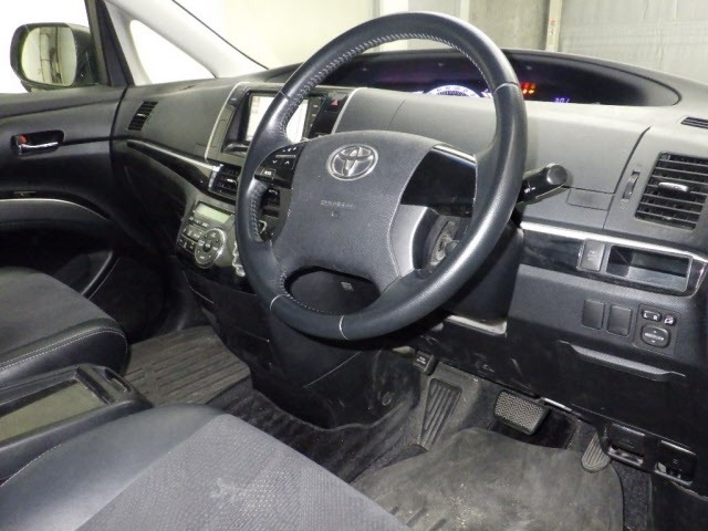 Toyota ESTIMA 2014 8598413-3