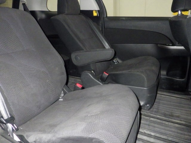 Toyota ESTIMA 2013 8598418-8