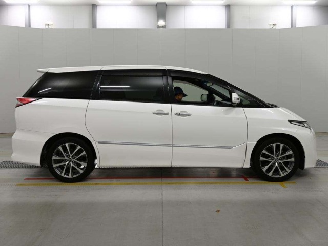 Toyota ESTIMA 2016 8598420-3