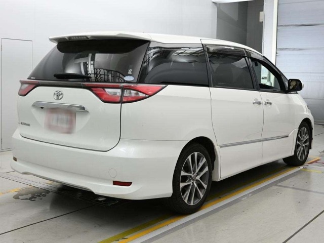 Toyota ESTIMA 2017 8598436-1