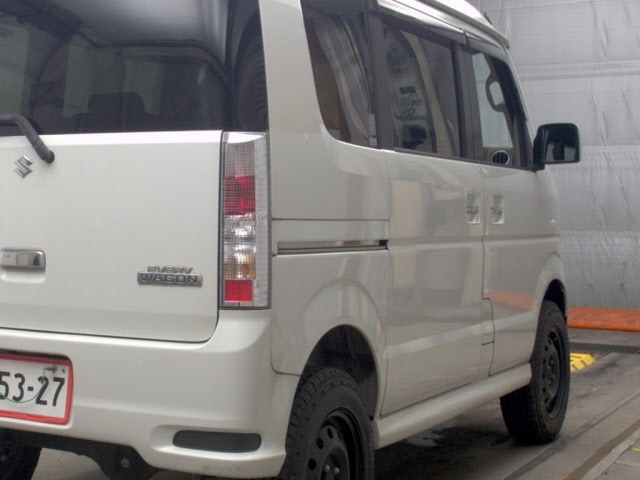 Suzuki EVERY WAGON 2013 8608734-5