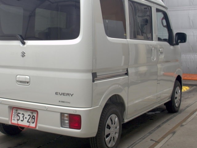 Suzuki EVERY 2026 8609978-5