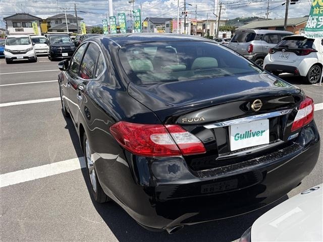 Nissan FUGA 2013 8607887-1