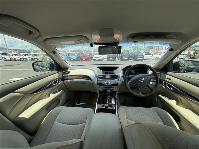 Nissan FUGA 2013 8607887-2