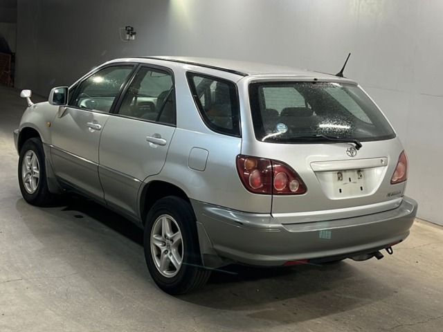 Toyota HARRIER 1999 8603225-1