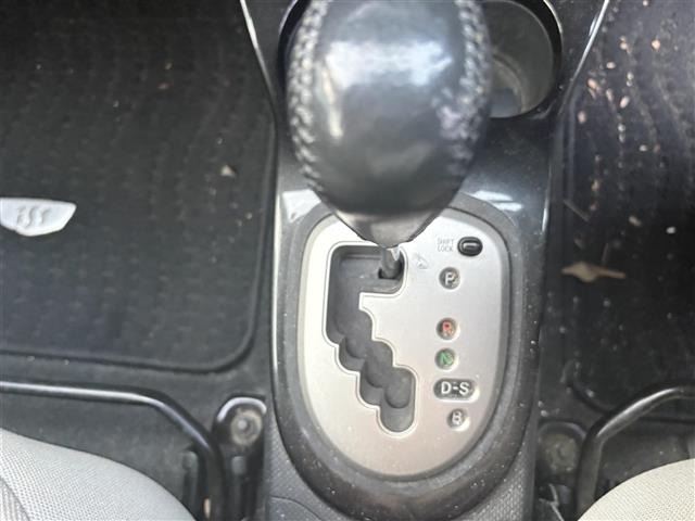 Toyota IST 2008 8605768-2
