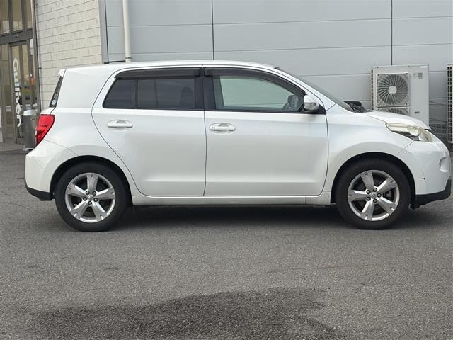 Toyota IST 2008 8605768-3