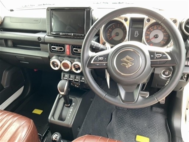 Suzuki JIMNY SIERRA 2020 8609684-3