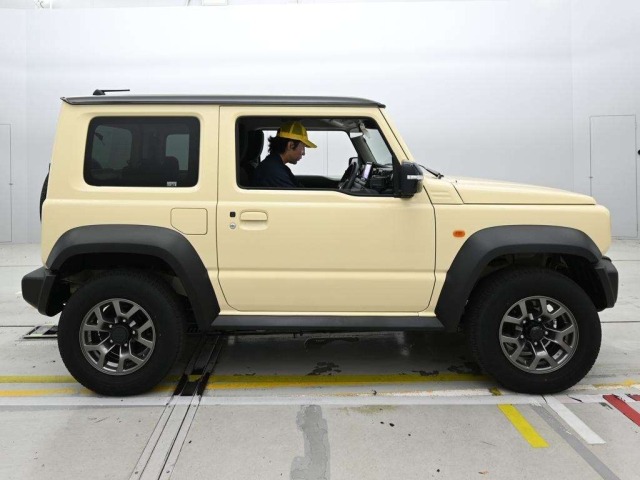 Suzuki JIMNY SIERRA 2022 8609707-3