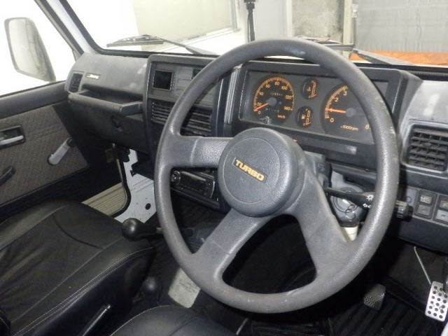 Suzuki JIMNY 1992 8608510-3