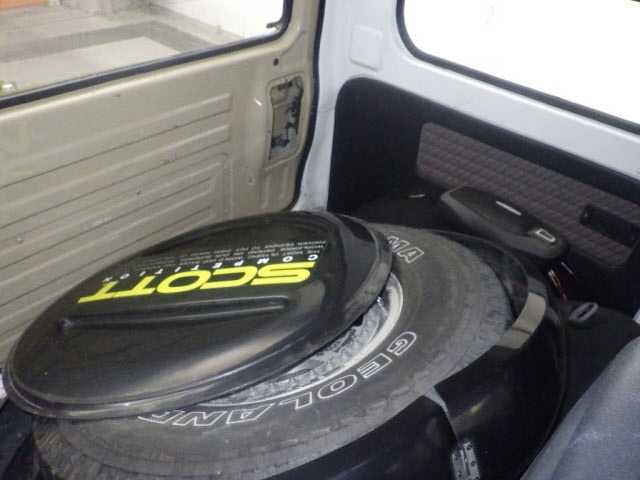 Suzuki JIMNY 1992 8608510-8