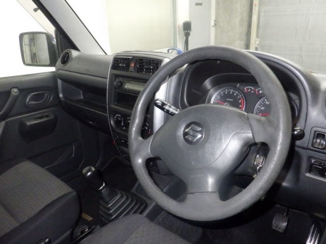 Suzuki JIMNY 2007 8608514-3