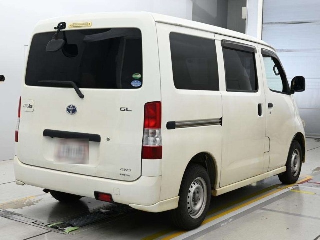 Toyota LITEACE VAN 2016 8602218-1