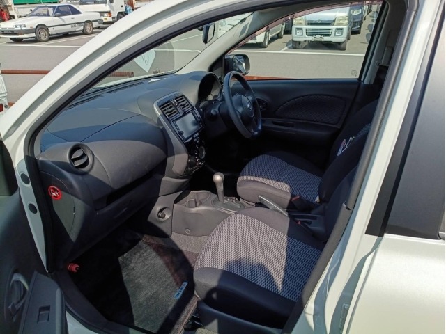 Nissan MARCH 2017 8600379-4