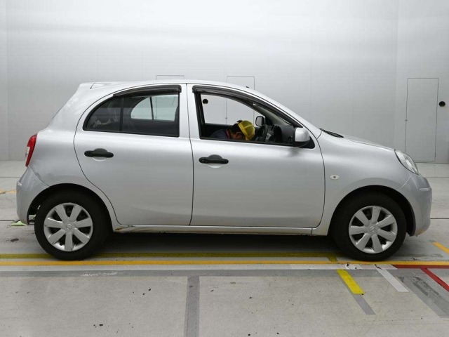 Nissan MARCH 2013 8600380-3