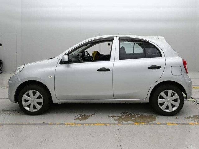 Nissan MARCH 2013 8600380-4