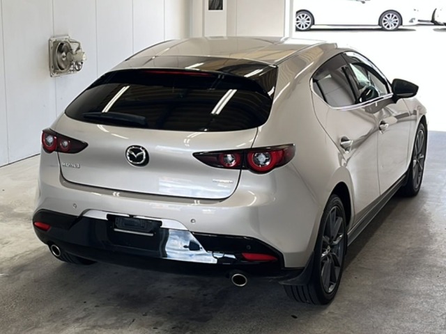 Mazda MAZDA3 2024 8598499-1