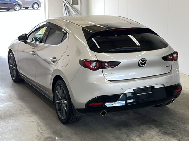 Mazda MAZDA3 2024 8598499-5