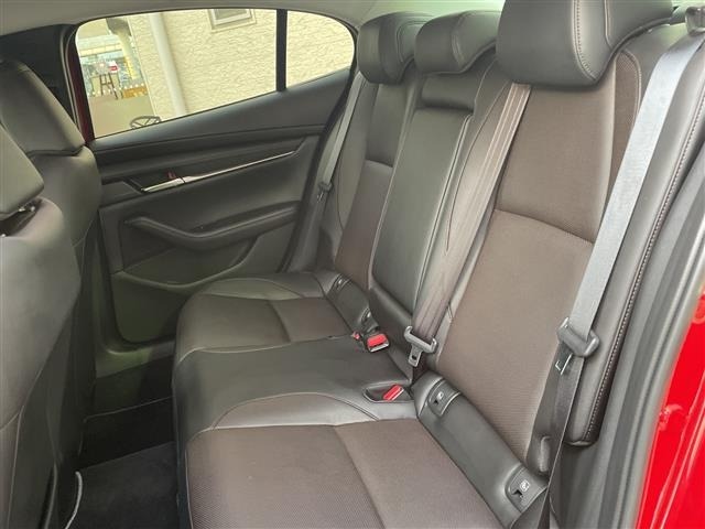 Mazda MAZDA3 2023 8598654-10
