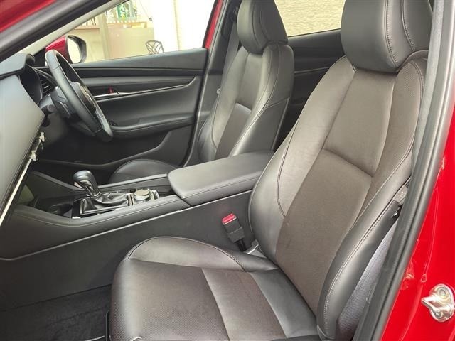 Mazda MAZDA3 2023 8598654-9