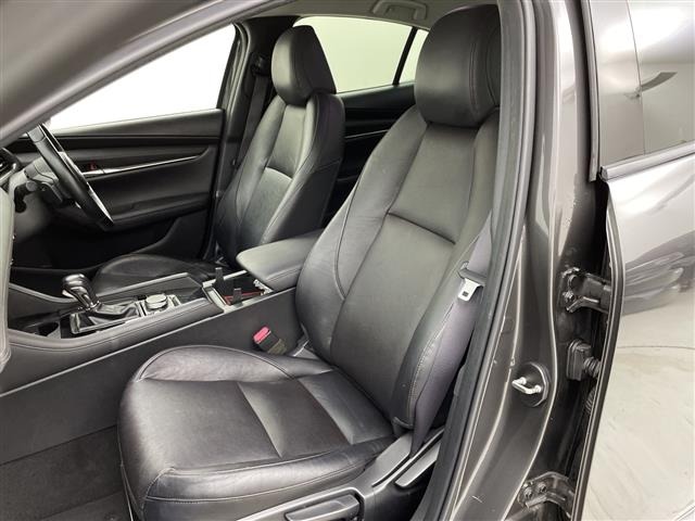 Mazda MAZDA3 2019 8598665-12