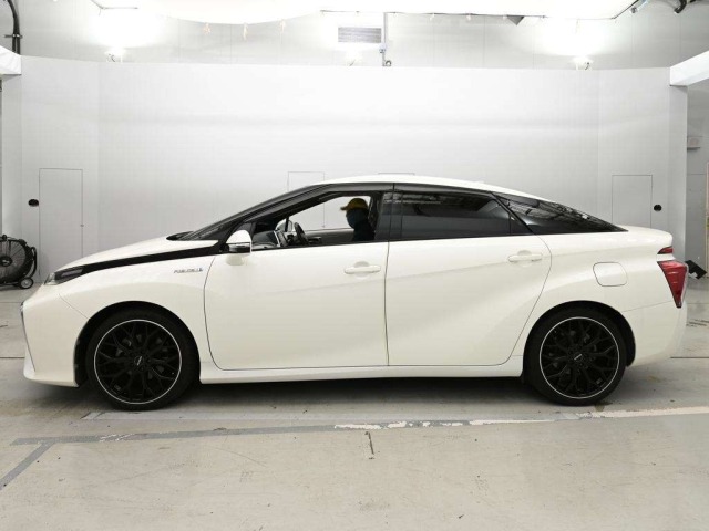 Toyota Mirai 2015 8607877-4