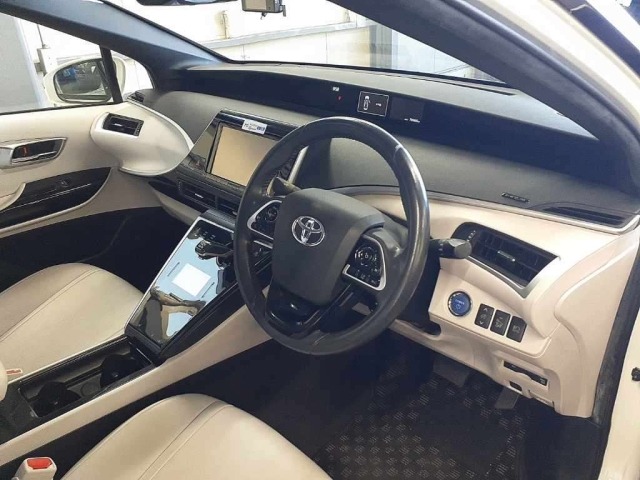 Toyota Mirai 2015 8607877-9