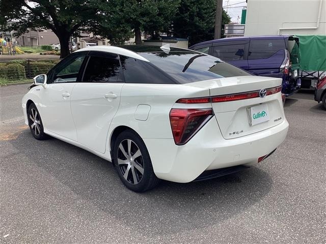 Toyota Mirai 2016 8607878-13